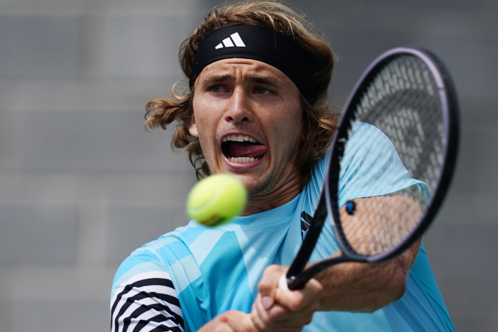 包含英国网球队轻取日本网球队,兹维列夫绝境逆转的词条 包含英国网球队轻取日本网球队,兹维列夫绝境逆转的词条