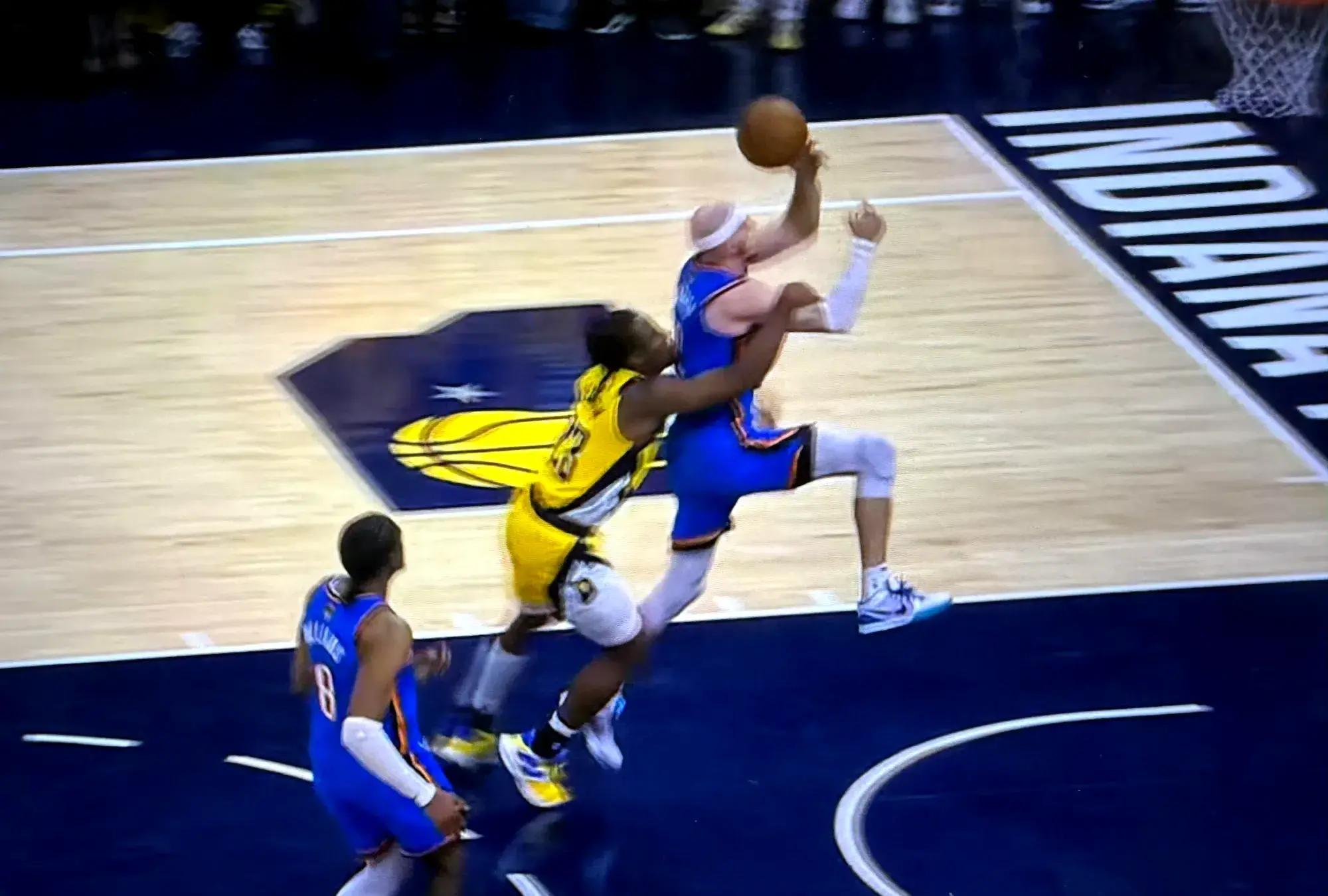 奇才爆冷中国男篮,卡鲁索关键制胜 奇才爆冷中国男篮,卡鲁索关键制胜