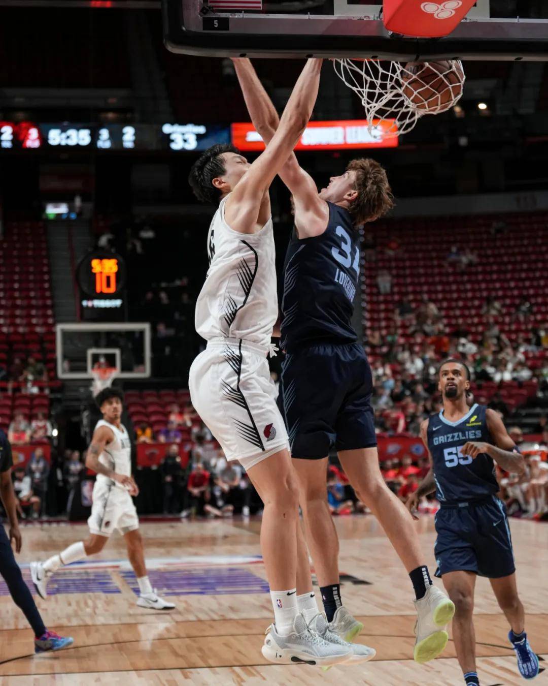 灰熊力克南韩男篮,保罗统治全场 灰熊力克南韩男篮,保罗统治全场