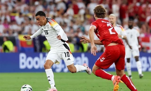 关于丹麦队沉重打击意大利并全面控制局势的信息 关于丹麦队沉重打击意大利并全面控制局势的信息