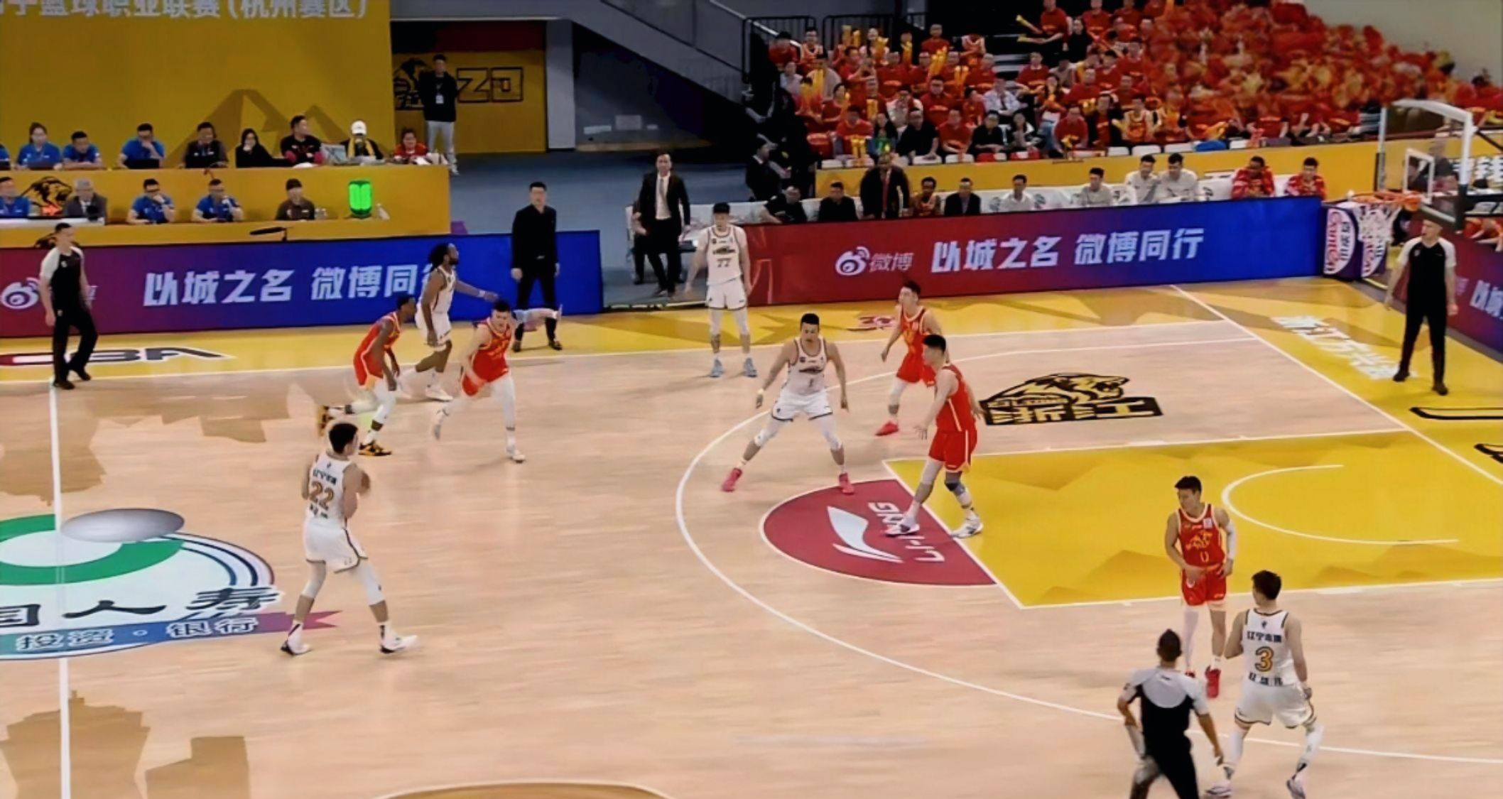 爱游戏官方入口-关于辽宁男篮遭遇重创，面临困难时刻的信息