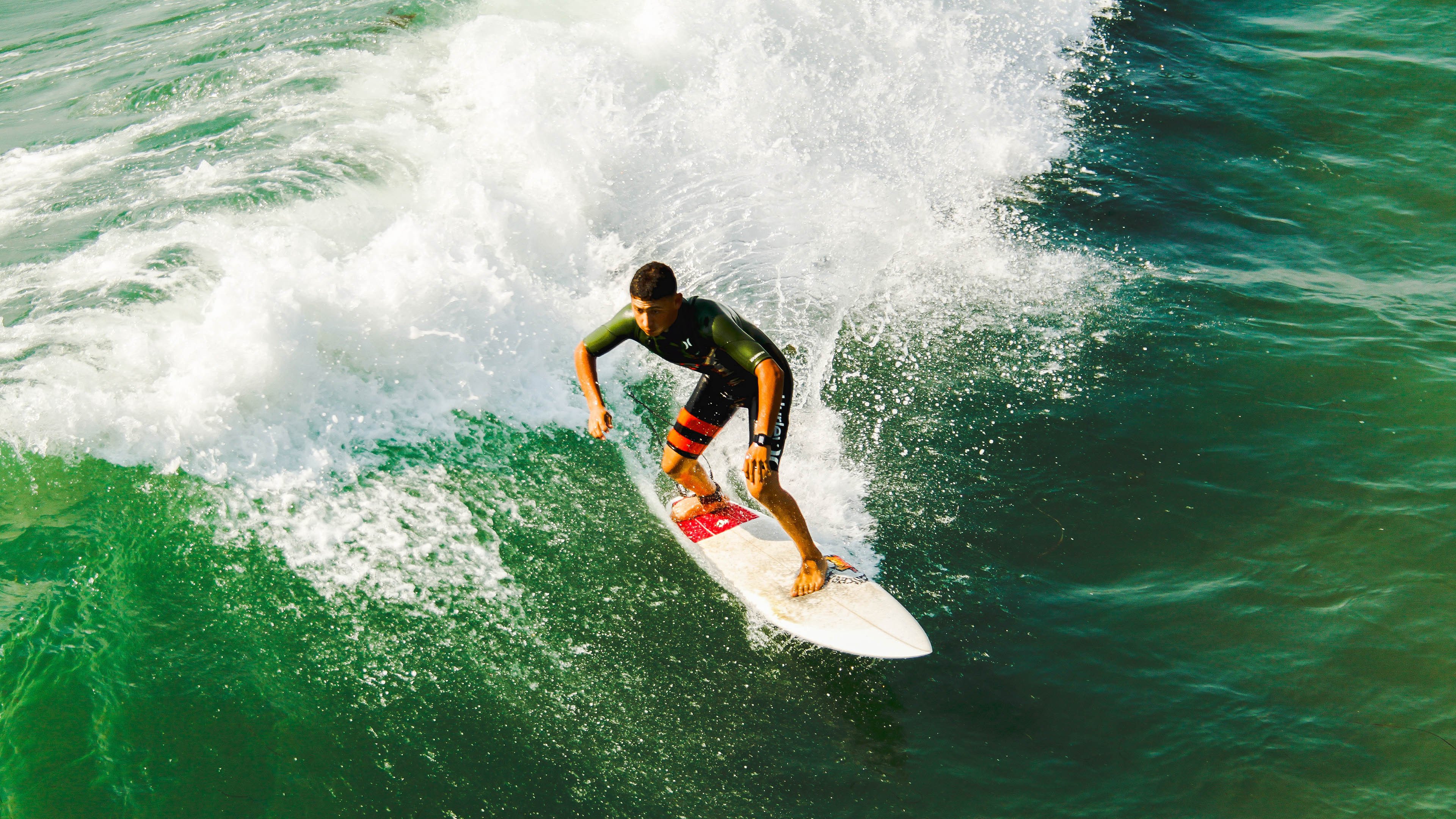 哈弗茨一手掌控比赛走势,那不勒斯式足球打穿葡萄牙防线