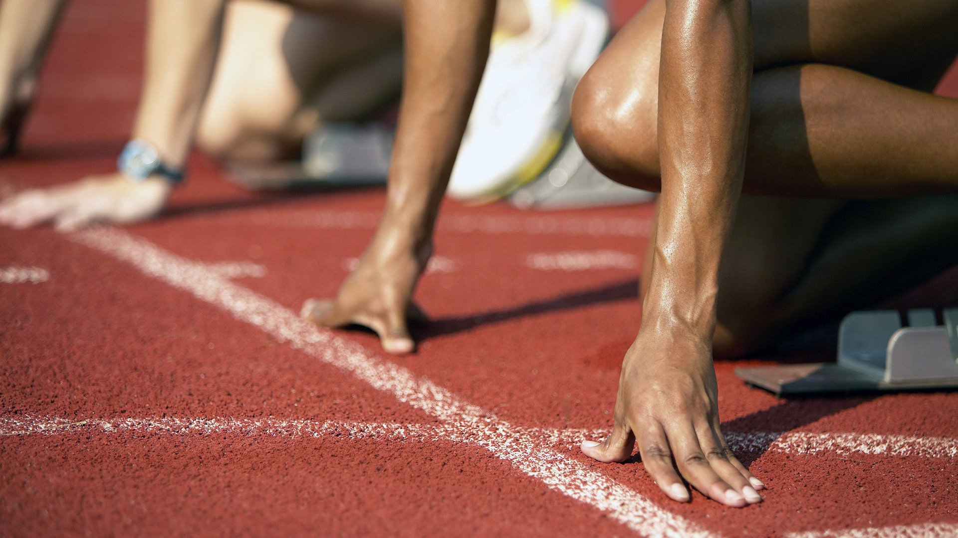 赛道上的新秩序,诺里斯统治全场,雷诺力克哈斯展现战术智慧